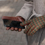 Rosie - sheepskin leather gloves with fleece lining & touchscreen feature - Schwartz & von Halen - US - 5