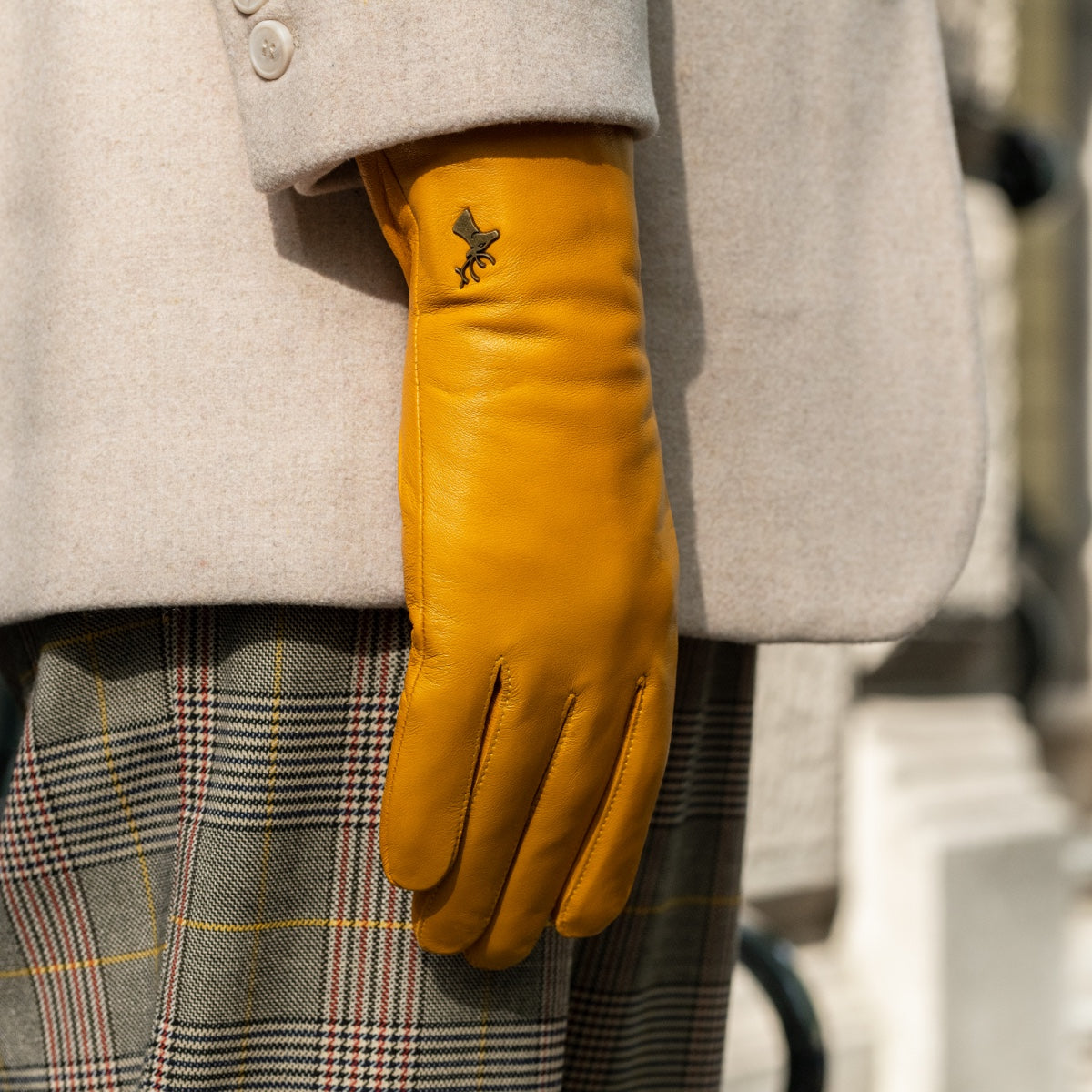 Ivy (yellow) - sheepskin leather gloves with wool/cashmere lining & touchscreen feature - Schwartz & von Halen - US - 7