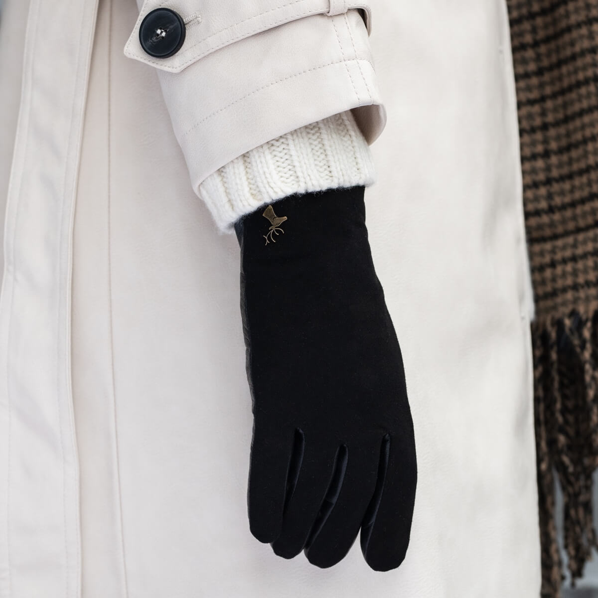 Nora - sheepskin leather gloves with faux fur lining & touchscreen feature - Schwartz & von Halen - US - 9