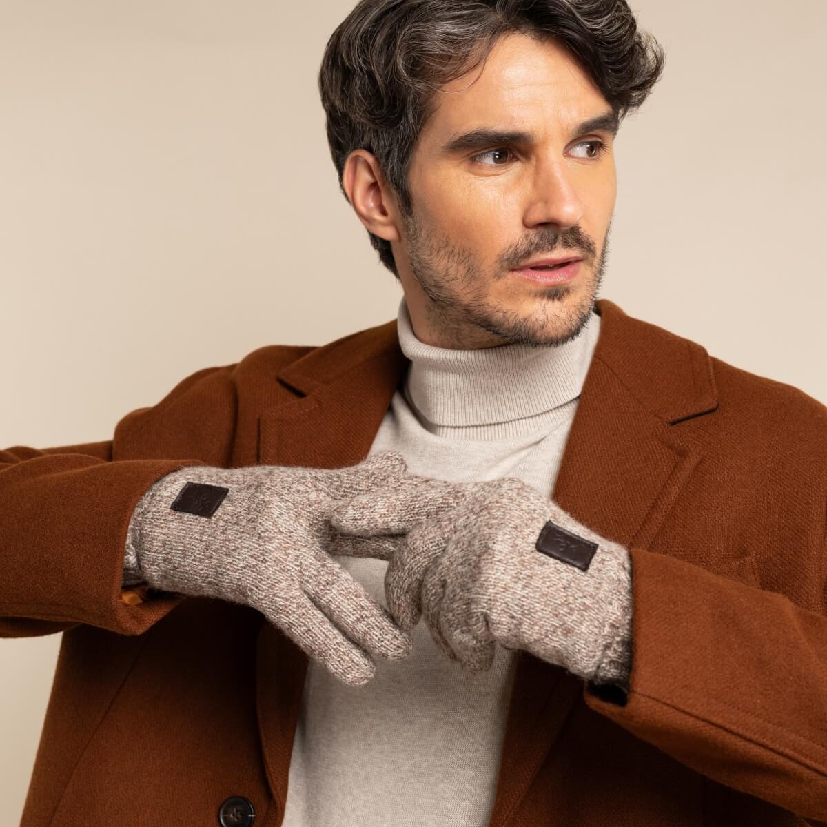 Hudson (light grey) - knitted gloves from Shetland wool with warm fleece lining - Schwartz & von Halen - US - 9