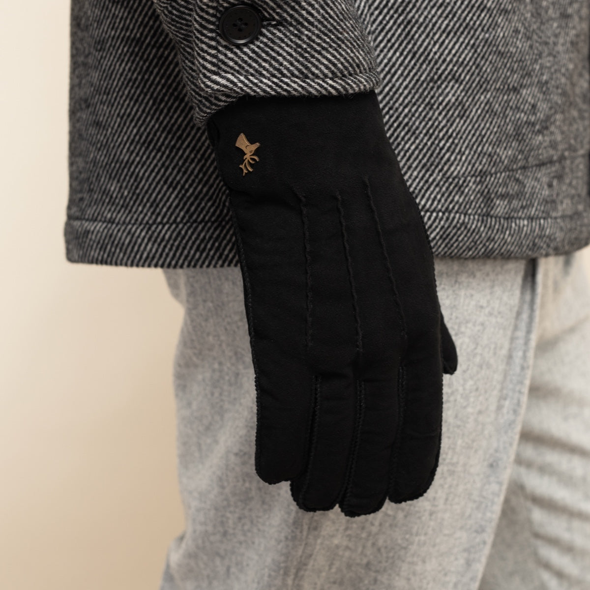 Matthew (black) - suede goatskin leather gloves with luxurious sheep fur lining - Schwartz & von Halen - US - 6