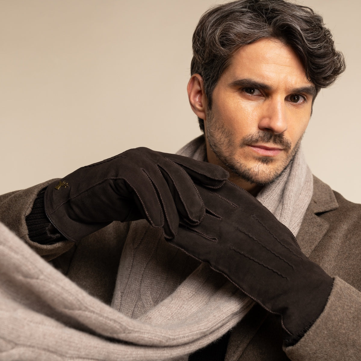 Matthew (brown) - suede goatskin leather gloves with luxurious sheep fur lining - Schwartz & von Halen - US - 12