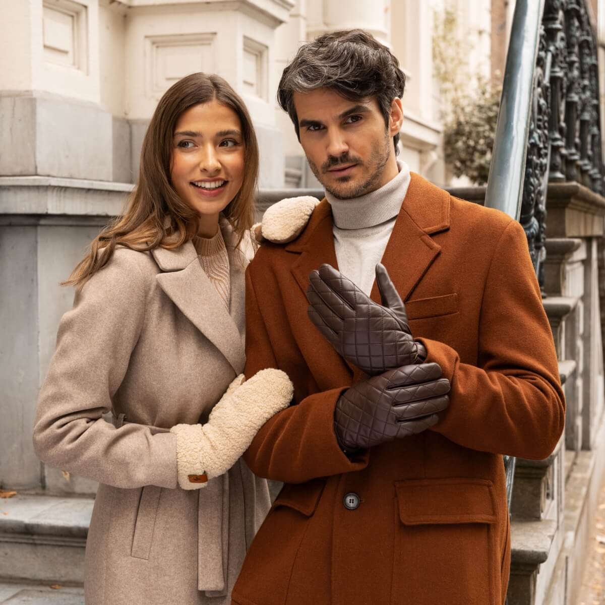 Sophia (beige) - suede teddy mittens with warm faux fur lining - Schwartz & von Halen - US - 11