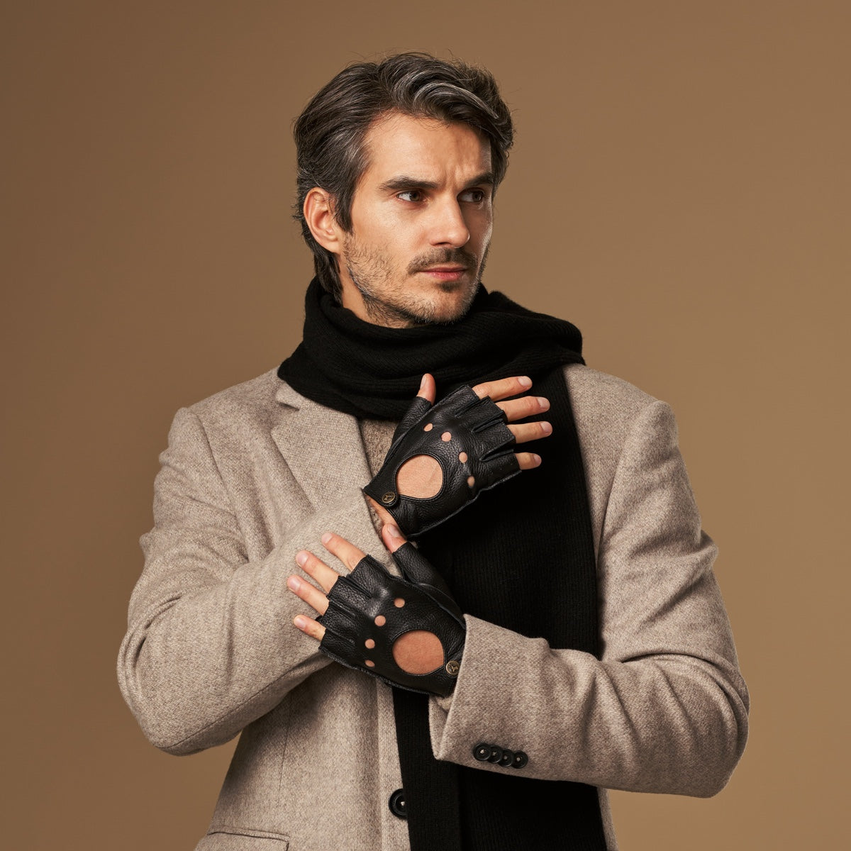 Zane (black) – luxurious fingerless driving gloves made of American deerskin leather - Schwartz & von Halen - EU - 3