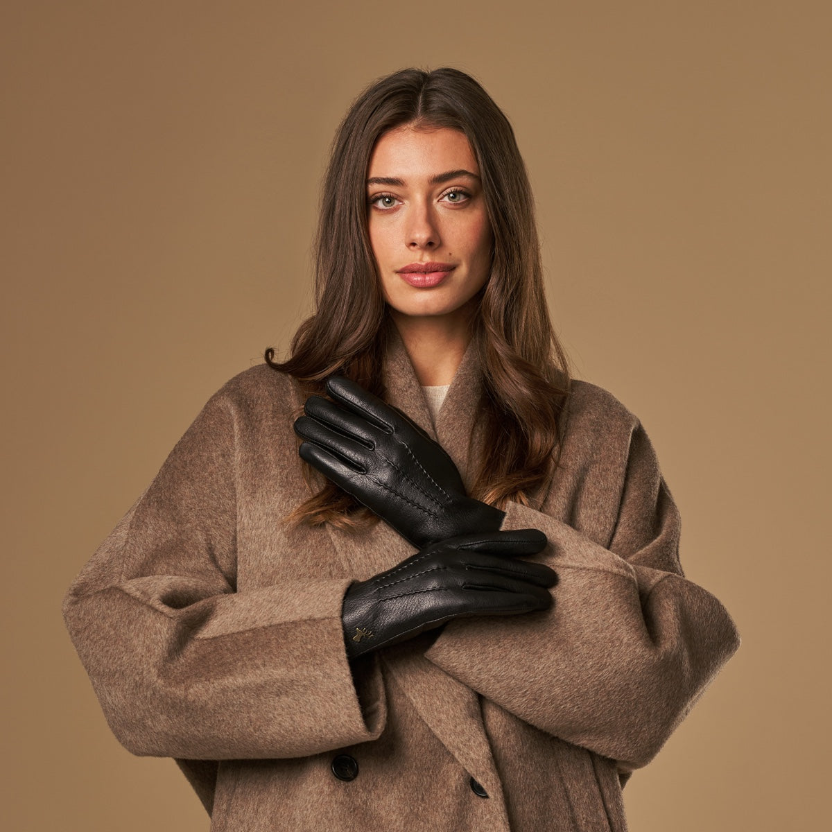 Women’s Black Leather Gloves - Touchscreen