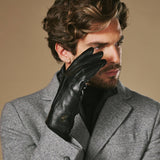 Alexander (black) - Men’s lambskin leather gloves with luxurious rabbit fur lining and touchscreen feature
