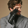 Alexander (black) - Men’s lambskin leather gloves with luxurious rabbit fur lining and touchscreen feature - Schwartz & von Halen - US - 9