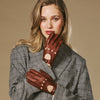 Alexis (cognac) – Classic women's lambskin driving gloves with touchscreen feature- Schwartz & von Halen - US - 1
