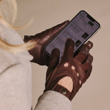 Alexis (dark brown) – Classic women's lambskin driving gloves with touchscreen feature