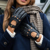 Alexis (black) – Classic women's lambskin driving gloves with touchscreen feature - Schwartz & von Halen - US - 5