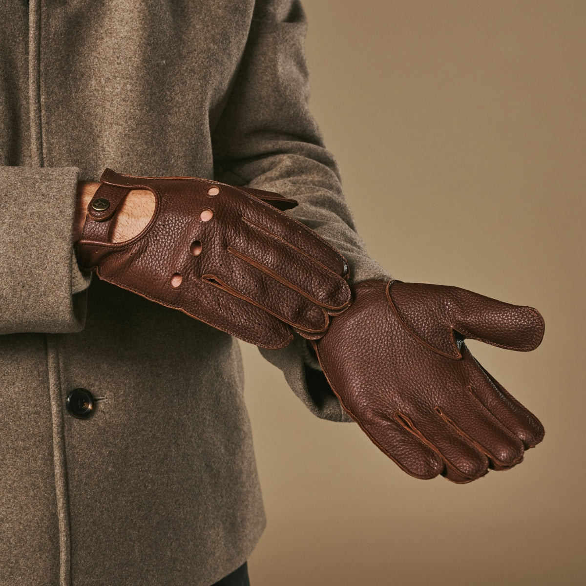 Austin (brown) – luxurious driving gloves made of American deerskin leather  - Schwartz & von Halen - US -  4