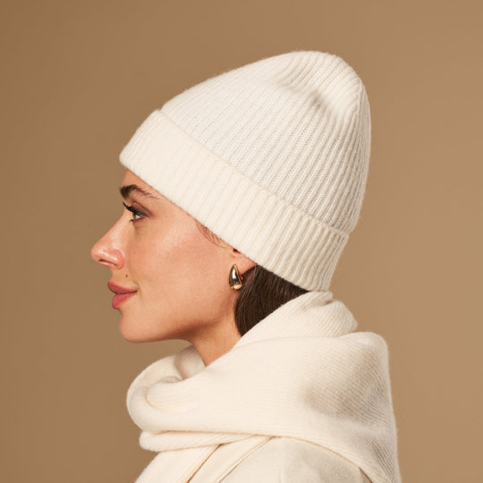 Mischa (cream) - Premium beanie made of soft Merino wool (unisex)
