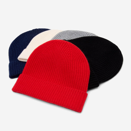 Mischa (red) - premium beanie made of soft Merino wool (unisex) - Schwartz & von Halen - EU - 9