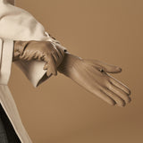 Ivy (beige) – sheepskin leather gloves with wool/cashmere lining & touchscreen feature  - Schwartz & von Halen - US - 6