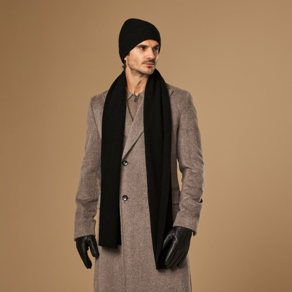 Charlie (black) - premium scarf made of soft Merino wool (unisex) - Schwartz & von Halen - US- 2