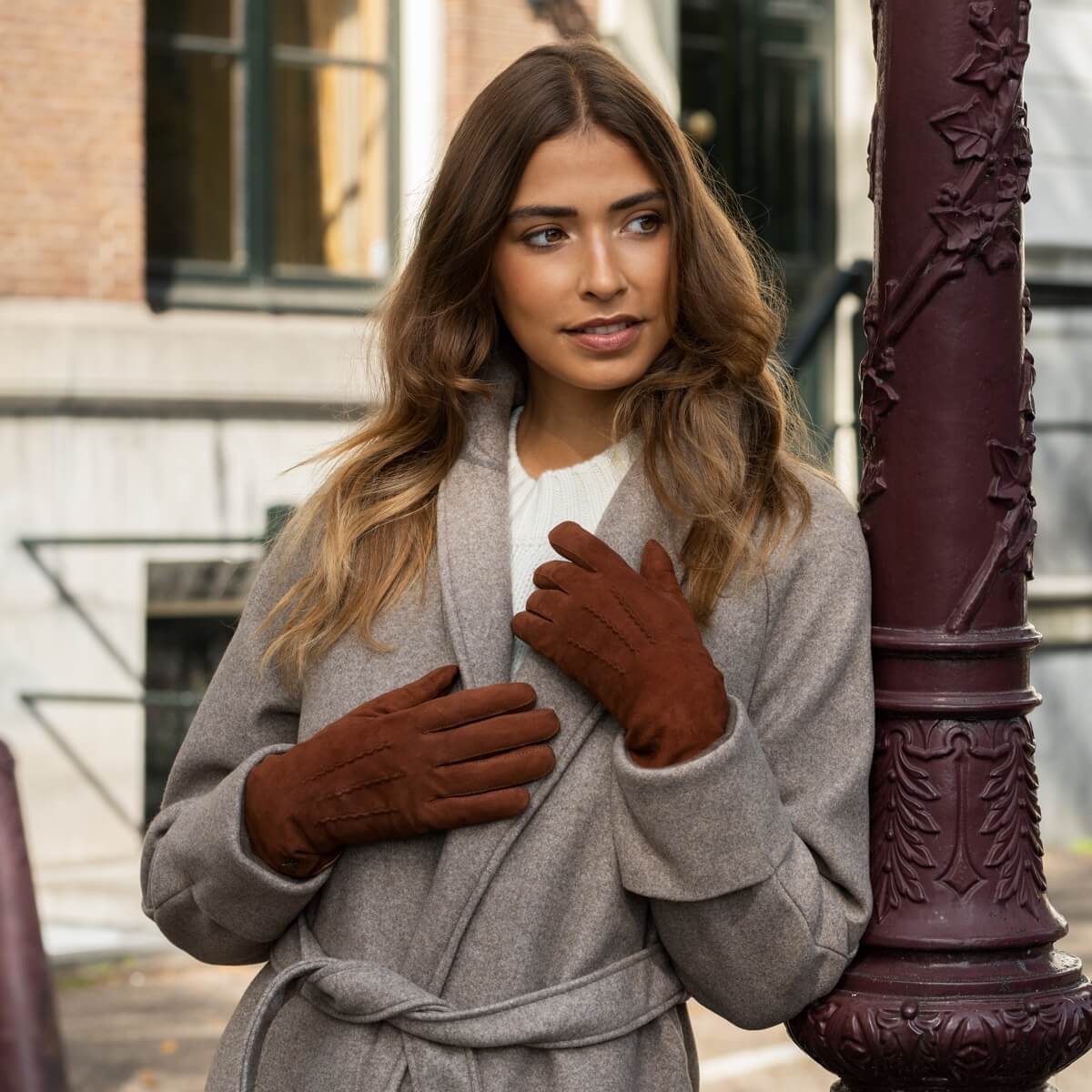 Elizabeth (brown) - suede leather gloves with warm faux fur lining - Schwartz & von Halen - US - 6