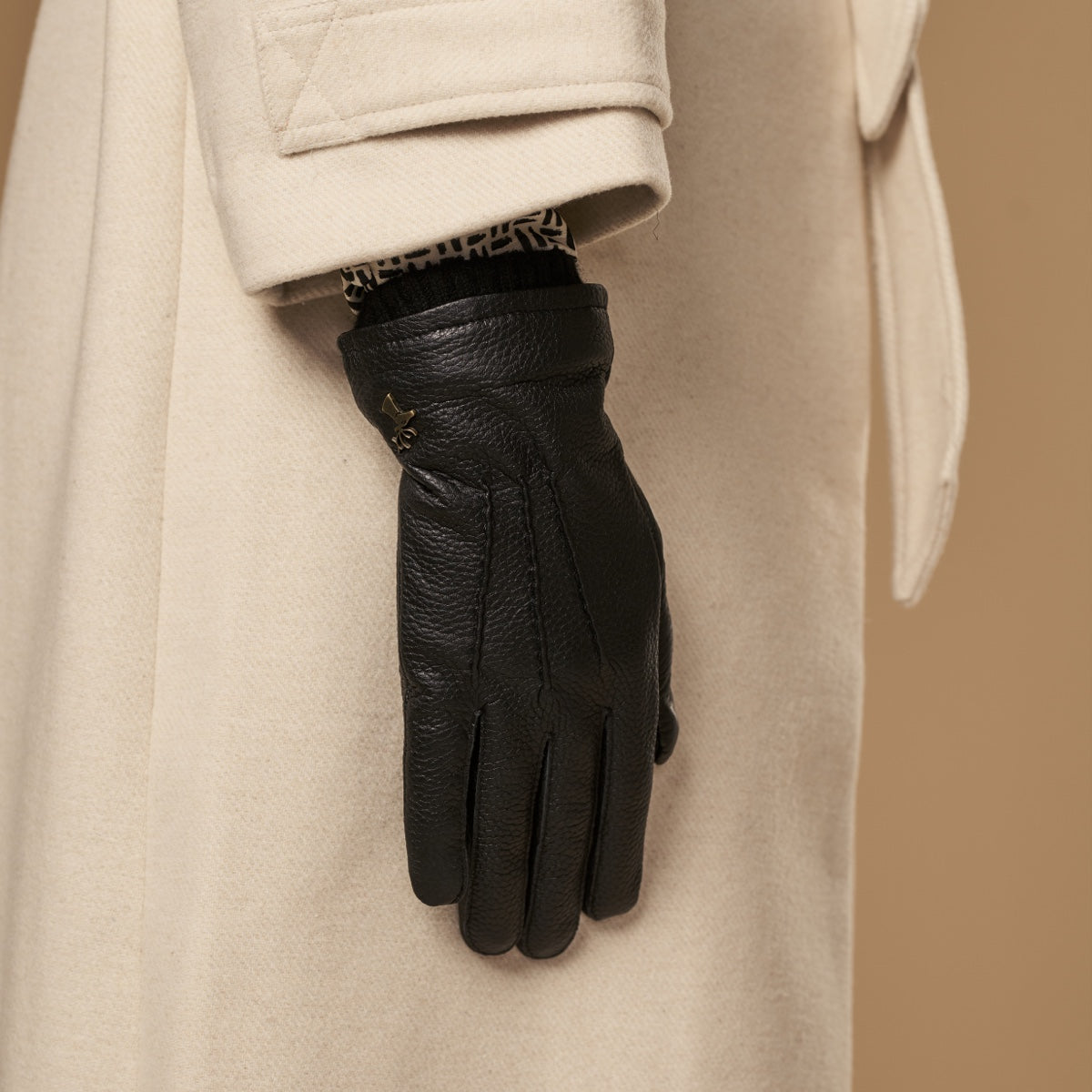 Emily (black) – deerskin (American deerskin) leather gloves with warm wool lining - Schwartz & von Halen - US - 10