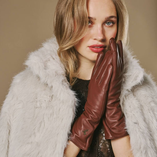 Emma - brown - Extra-long sheepskin leather gloves with luxurious cashmere lining & touchscreen feature - Schwartz & von Halen - US - 6