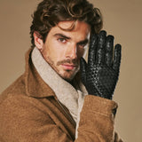 Frederick (black) - Basketweave pattern gloves with wool lining and touchscreen feature
