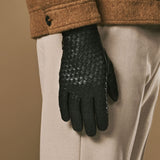 Frederick (black) - Basketweave pattern gloves with wool lining and touchscreen feature