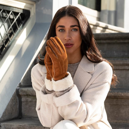 Giocante - suede leather gloves with luxurious sheep fur lining - Schwartz & von Halen - US - 2