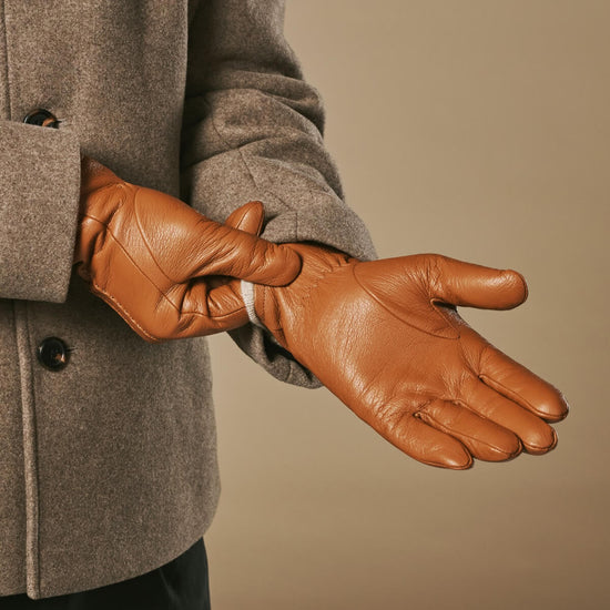 Men's Leather Gloves - Cognac - Wool Lining
