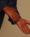 Hunter (cognac) - Men's goatskin leather gloves with lambswool lining & touchscreen feature