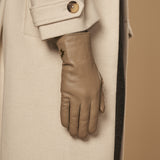 Ivy (beige) – sheepskin leather gloves with wool/cashmere lining & touchscreen feature  - Schwartz & von Halen - US - 9