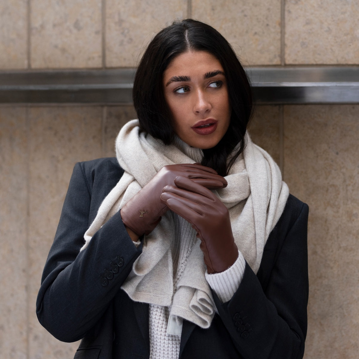 Ivy (brown) - sheepskin leather gloves with wool/cashmere lining & touchscreen feature  - Schwartz & von Halen - US - 2