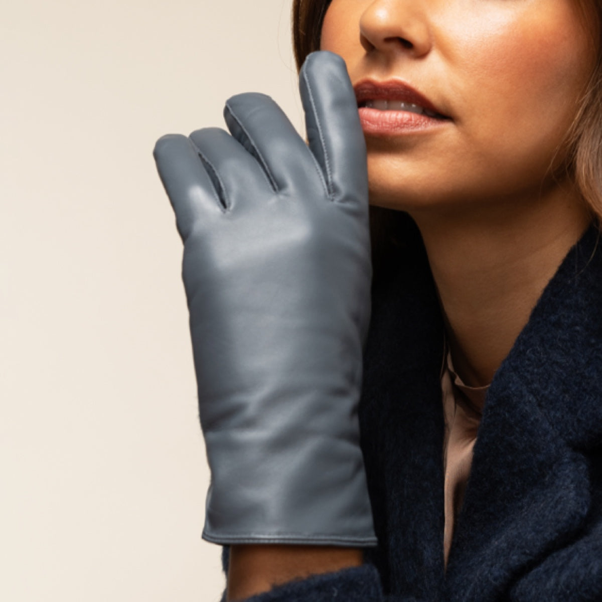 Ivy (grey) – sheepskin leather gloves with wool/cashmere lining & touchscreen feature  - Schwartz & von Halen - US - 10