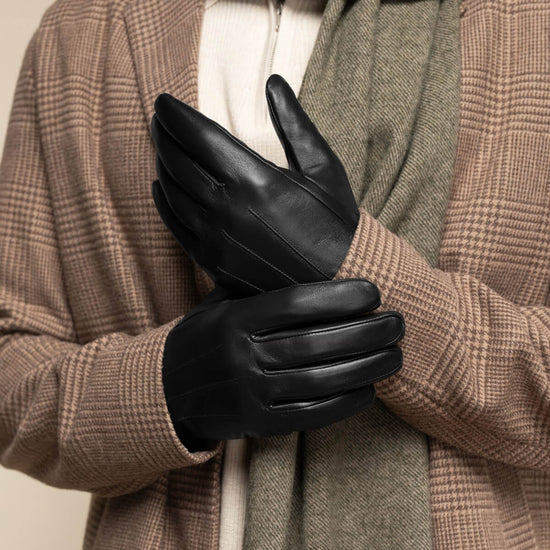 Jake (black) - sheepskin gloves with warm fleece lining & touchscreen feature  - Schwartz & von Halen - US - 7