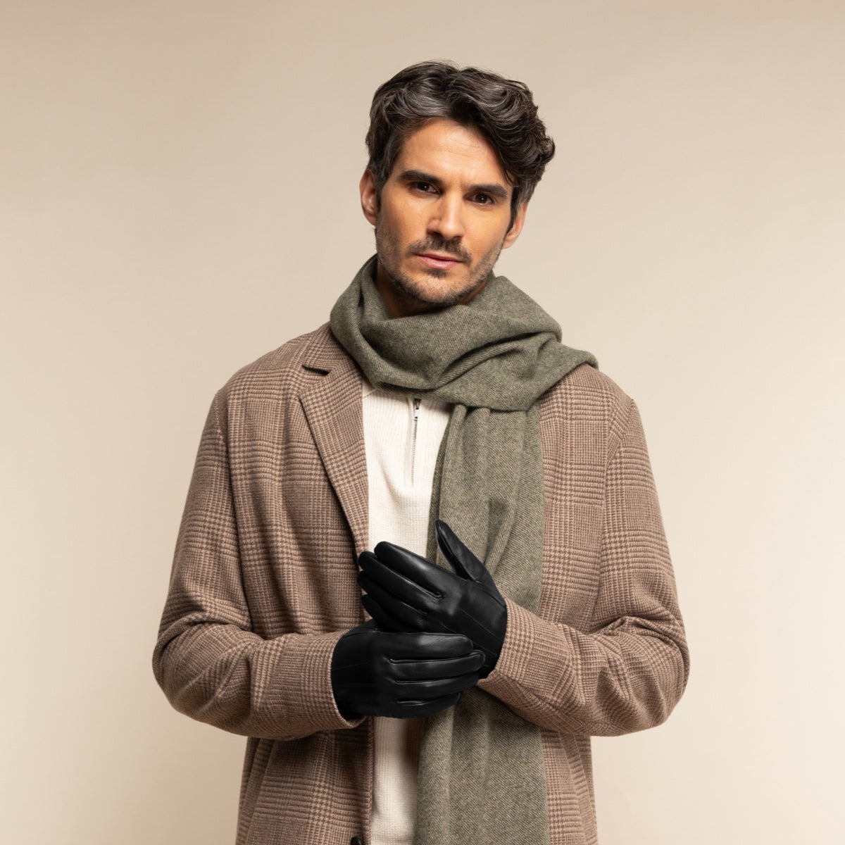 Jake (black) - sheepskin gloves with warm fleece lining & touchscreen feature  - Schwartz & von Halen - US - 10