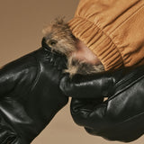 Jasmine (black) - Women’s lambskin gloves with luxurious rabbit fur lining and touchscreen feature