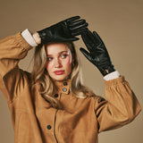 Jasmine (black) - Women’s lambskin gloves with luxurious rabbit fur lining and touchscreen feature