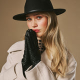 Josephine (black) – Basketweave pattern gloves with wool lining and touchscreen feature