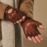Liam (brown) - Classic men’s fingerless lambskin driving gloves
