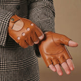 Liam (cognac) - Classic men’s fingerless lambskin driving gloves