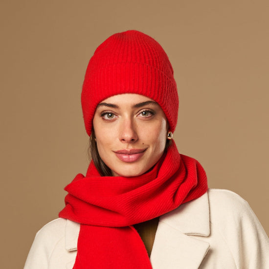 Mischa (red) - premium beanie made of soft Merino wool (unisex) - Schwartz & von Halen - US - 8