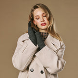 Riley (black) – Sheepskin leather gloves with knit cuff and touchscreen feature