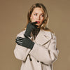 Riley (black) – Sheepskin leather gloves with knit cuff and touchscreen feature