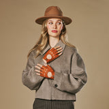 Robyn (cognac) – Luxurious women's fingerless driving gloves made of American deerskin leather