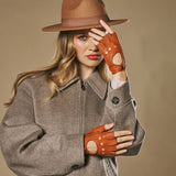 Robyn (cognac) – Luxurious women's fingerless driving gloves made of American deerskin leather