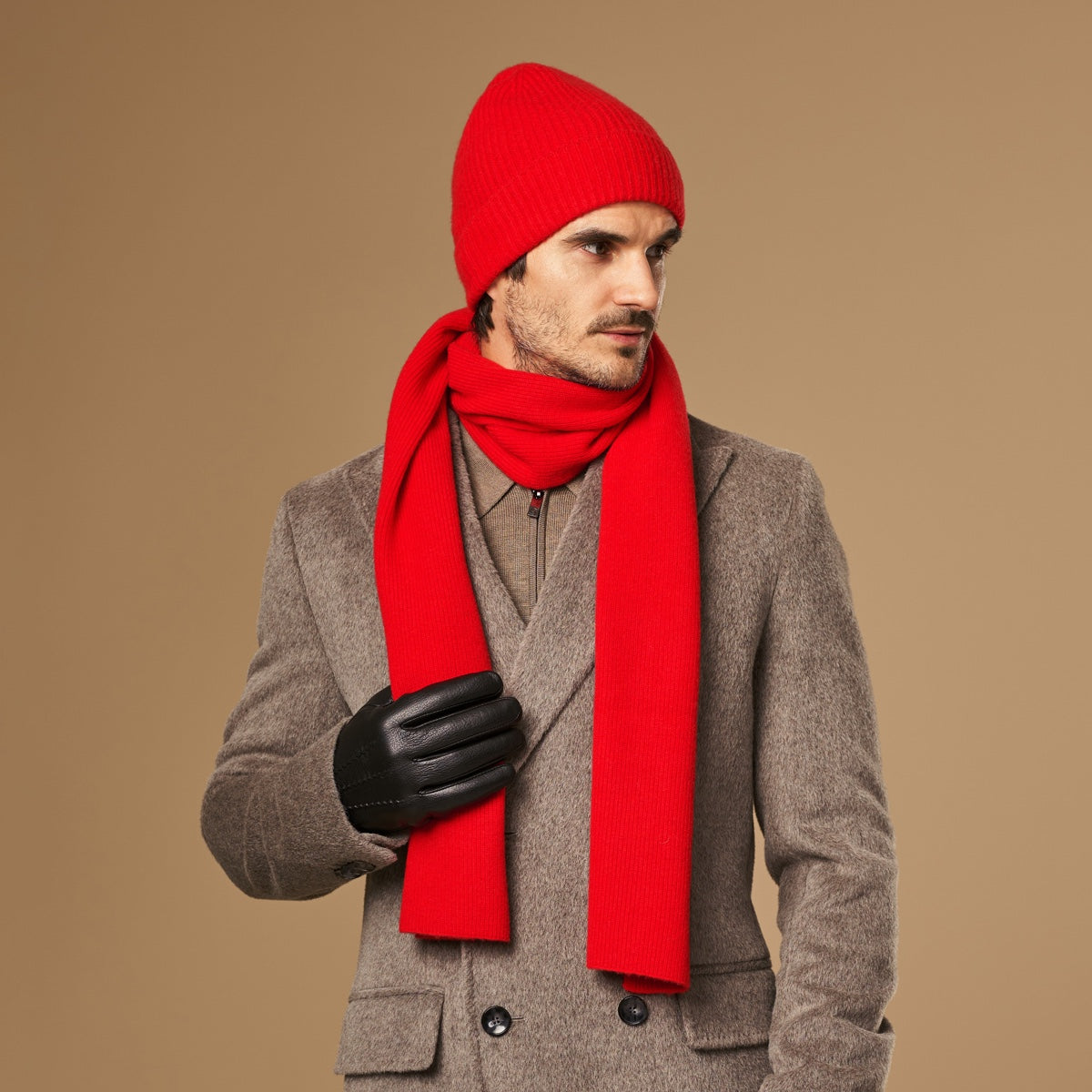 Charlie (red) - premium scarf made of soft Merino wool (unisex) - Schwartz & von Halen - EU - 4