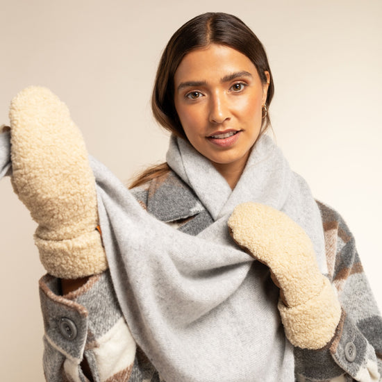 Sophia (beige) - suede teddy mittens with warm faux fur lining  - Schwartz & von Halen - US - 13