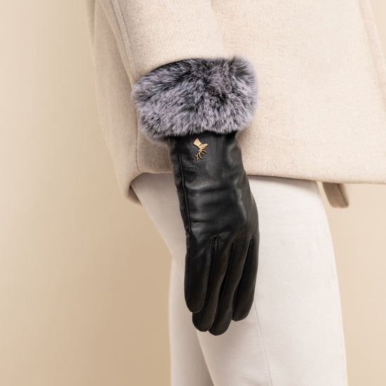 Vera – luxurious leather gloves with faux fur at the wrist and touchscreen feature  - Schwartz & von Halen - US - 10