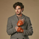 Zane (cognac) – Luxurious men's fingerless driving gloves made of American deerskin leather