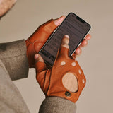 Zane (cognac) – Luxurious men's fingerless driving gloves made of American deerskin leather