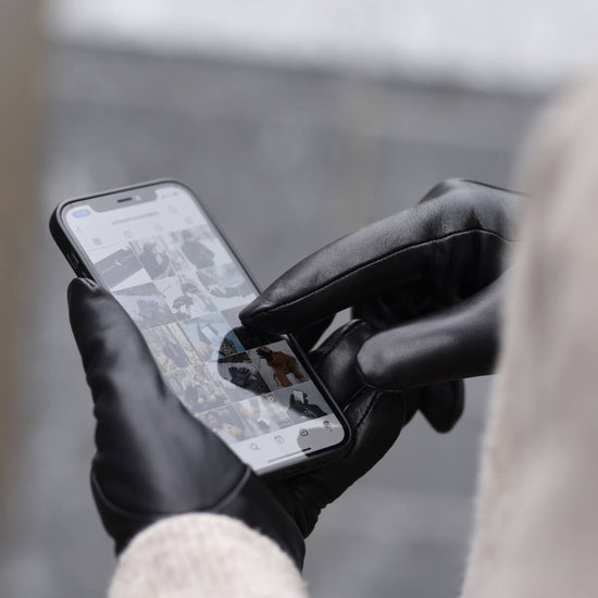 Al Capone – sheepskin leather gloves with luxurious faux fur lining & touchscreen feature - Schwartz & von Halen - US - 5